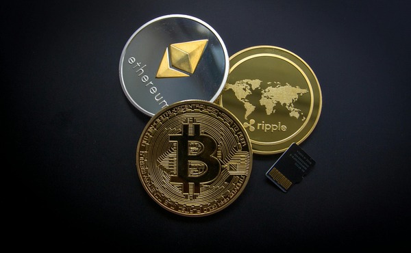 Cryptocurrency ecosystem background